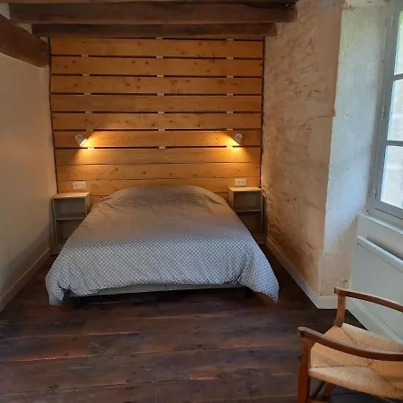 Villa La petite halte à Bellac Extérieur photo