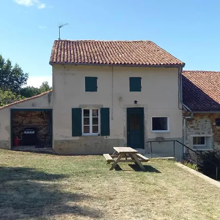 Villa La petite halte à Bellac Extérieur photo